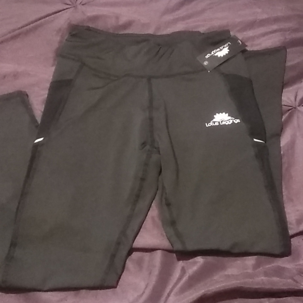 NWT Lotus Leggings/yoga pants